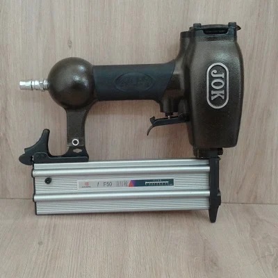 Súng bắn đinh thẳng F50